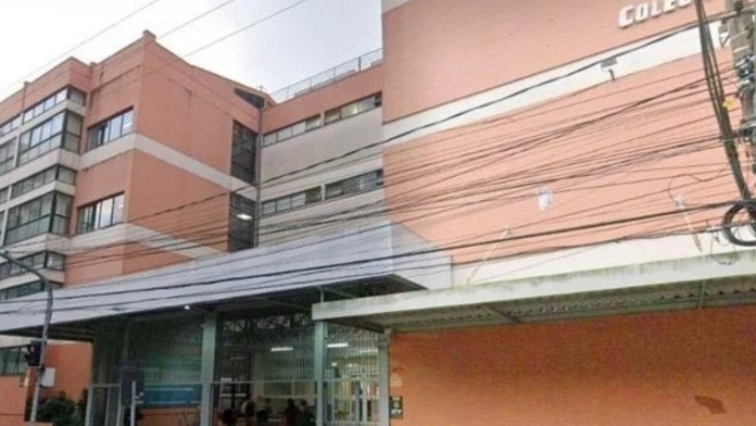 a escola que o adolescente se feriu em caxias do sul