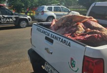 Durante fiscalização de alimentos impróprios, 400 kg de carne suja são apreendidas no RS Durante fiscalização de alimentos impróprios, 400 kg de carne suja são apreendidas no RS