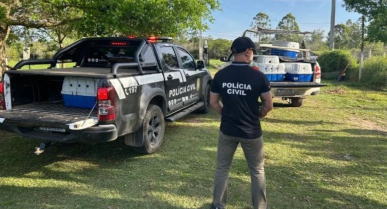 na foto, aves nova santa rita