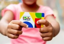 na foto, bolsa família pagamento novembro