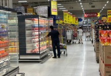 “Na madrugada não tem fila”: clientes aprovam Carrefour aberto por 60 horas em Canoas carrefour canoas
