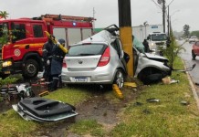 O acidente que envolveu um casal que ficou ferido em São Leopoldo