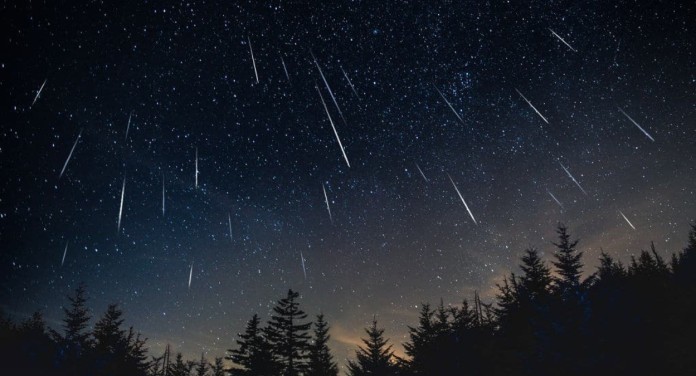 Chuva de meteoros Leônidas: saiba como ver o espetáculo hoje no céu