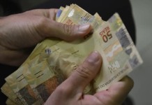 Quem fizer o Enem pode ganhar dinheiro extra e muita gente ainda não sabe disso