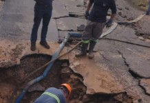 Rompimento de rede provoca falta de água em Nova Santa Rita na foto, rompimento de rede provoca falta de água em Nova Santa Rita