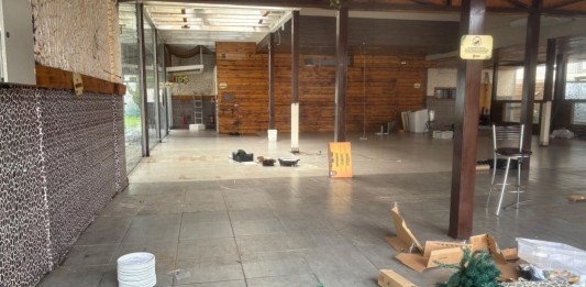 fechamentos comércio