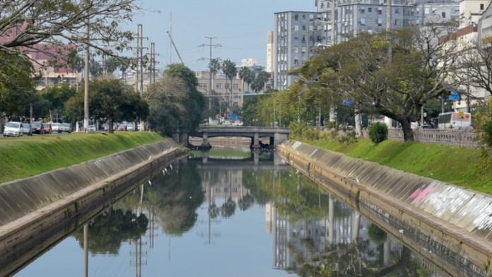 O Arroio Dilúvio onde foi encontrado o corpo