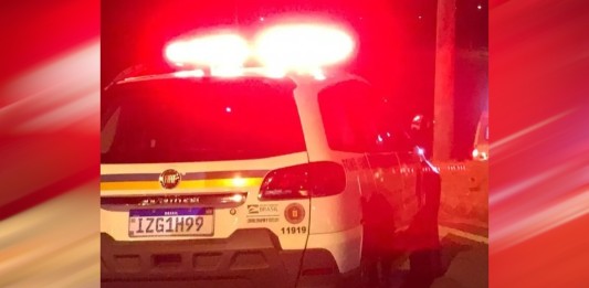 Homem é morto a facadas após discussão com irmão, principal suspeito do crime