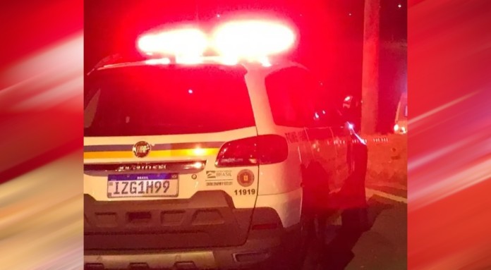 Homem é morto a facadas após discussão com irmão, principal suspeito do crime