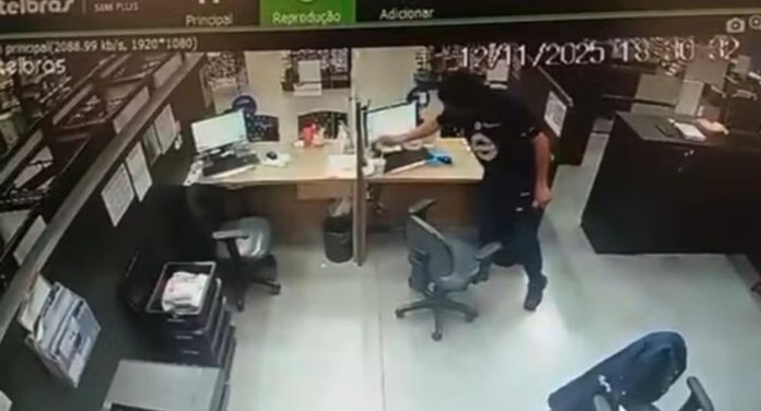 Homem é preso por colocar o próprio sêmen em sorvete de colega de trabalho