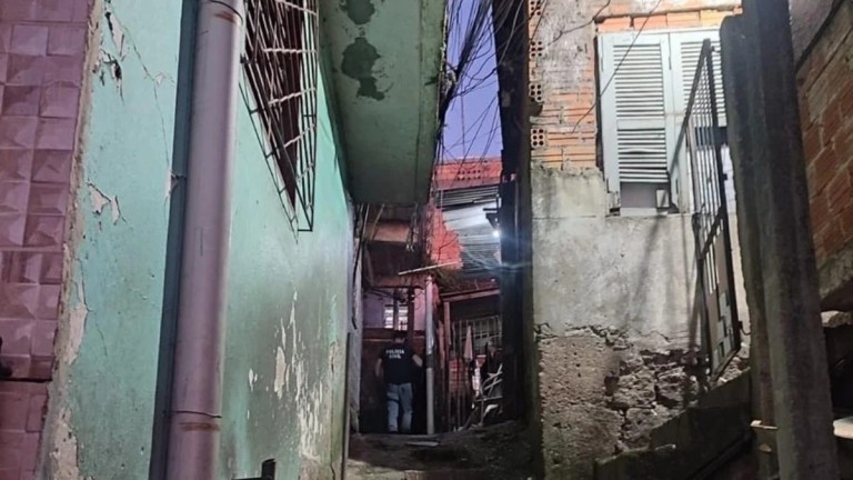 casa onde o idoso foi morto em Porto Alegre
