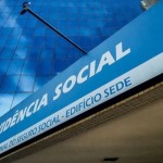 INSS libera R$ 12 bilhões em empréstimos em nome de menores e até bebês aparecem endividados INSS libera R$ 12 bilhões em empréstimos em nome de menores e até bebês aparecem endividados