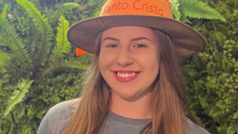 A jovem que morreu após carro capotar