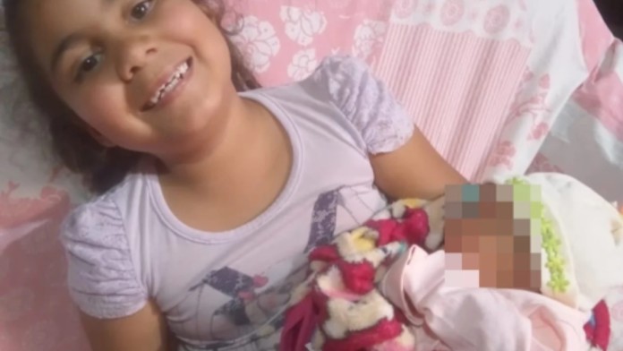 A menina que foi morta pela madastra