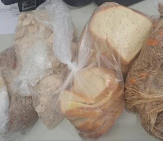 As merendas que as merendeiras roubavam em escola