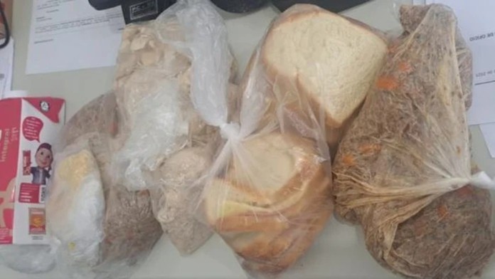 As merendas que as merendeiras roubavam em escola