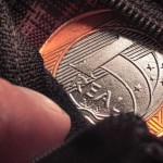 Banco Central emite comunicado importante para quem tem a moeda especial de R$ 1 em casa