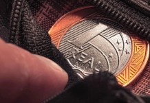 Banco Central emite comunicado importante para quem tem a moeda especial de R$ 1 em casa