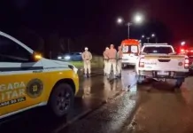 Mulher é atropelada e morta na RSC-153, em Passo Fundo; motorista fugiu sem prestar socorro Mulher é atropelada e morta na RSC-153, em Passo Fundo; motorista fugiu sem prestar socorro