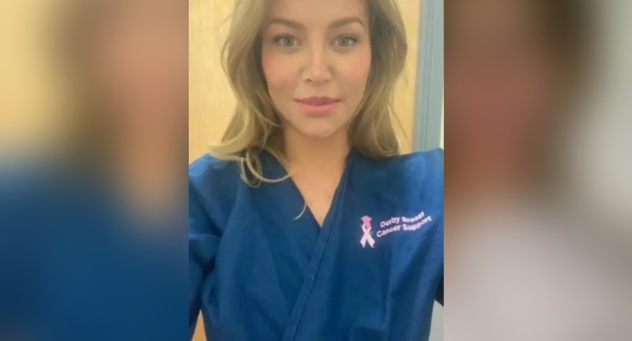 Mulher finge câncer terminal por 5 anos para ganhar prótese de silicone e presentes de luxo