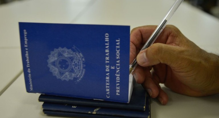 nova santa rita emprego