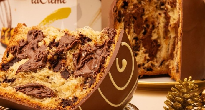 foto mostra um panetone da cacau show