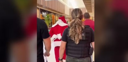 Papai Noel de shopping é preso suspeito de estupro de vulnerável contra menores O papai noel preso
