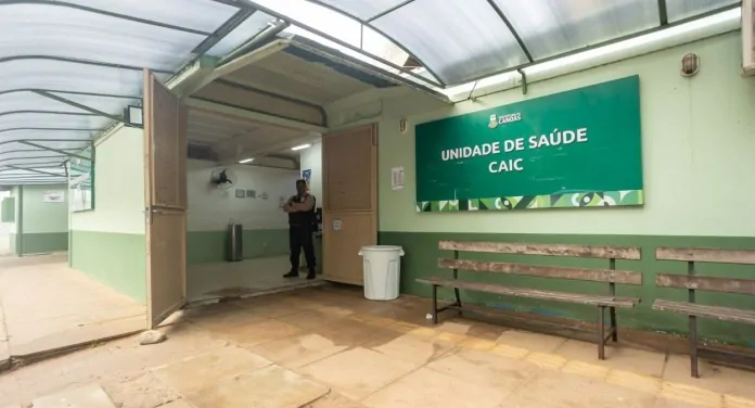 na foto, posto de saúde de Canoas