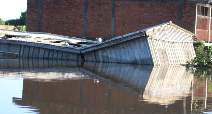 Prefeitura no RS é investigada por suposto desvio de verba federal durante enchente de 2024