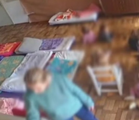 A professora que agrediu criança e foi afastada