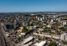 Programa Compra Assistida garante moradia para 1.648 famílias atingidas pela enchente em Canoas Programa Compra Assisitida garante moradia para 1.648 famílias atingidas pela enchente em Canoas