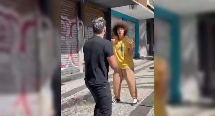 imagem de vídeo de briga do deputado renato freitas do pt