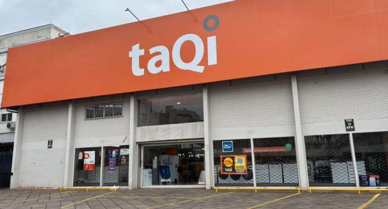 na foto, loja da taQi em Canoas