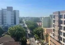 na foto, tempo em canoas
