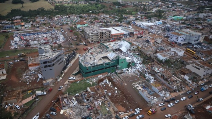 o tornado no Paraná