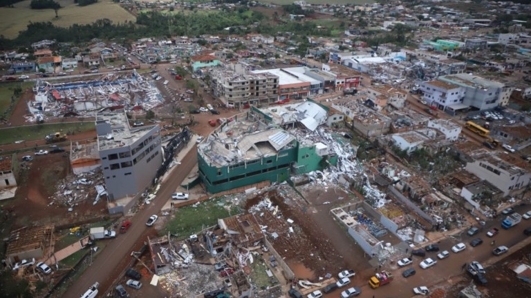 o tornado no Paraná
