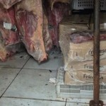 A vigilância sanitárioa que apreendeu carnes em açougue
