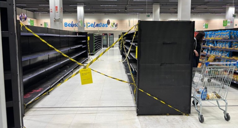 na foto, loja do carrefour que será substituída por uma filial do Zaffari