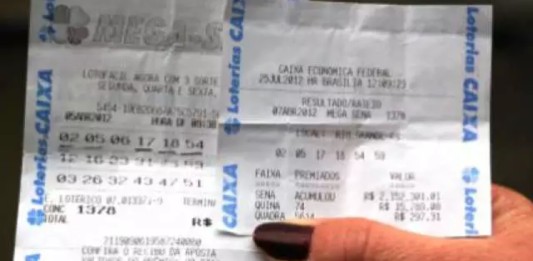 “Eles me enredaram, eu dei o dinheiro” idosa perde R$ 207 mil no golpe do bilhete premiado no RS "Eles me enredaram, eu dei o dinheiro" idosa perde R$ 207 mil no golpe do bilhete premiado no RS