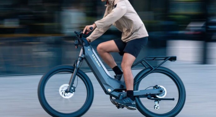 Novas regras para bicicletas elétricas e ciclomotores entram em vigor em 2026