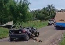Identificada adolescente que morreu após ficar presa nas ferragens de carro em Nova Santa Rita carro nova santa rita