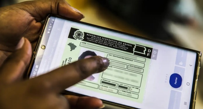 CNH do Brasil: versão digital substitui a de papel? O que ainda precisa pagar?