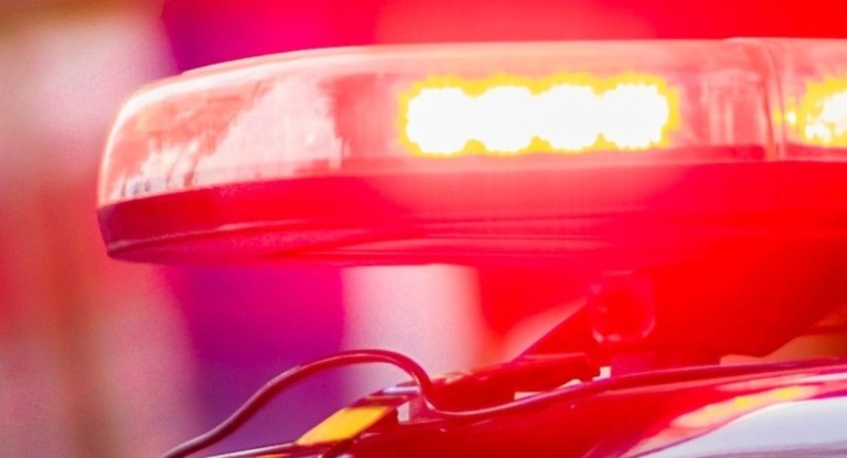 Corpo encontrado dentro de mala em praia de Florianópolis mobiliza polícia