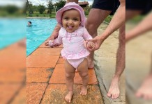 Criança de 1 ano morre enroscada no cinto de segurança de cadeirinha a criança que morreu enroscada