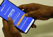 Foto mostra o aplicativo para trabalhadores consultarem o FGTS
