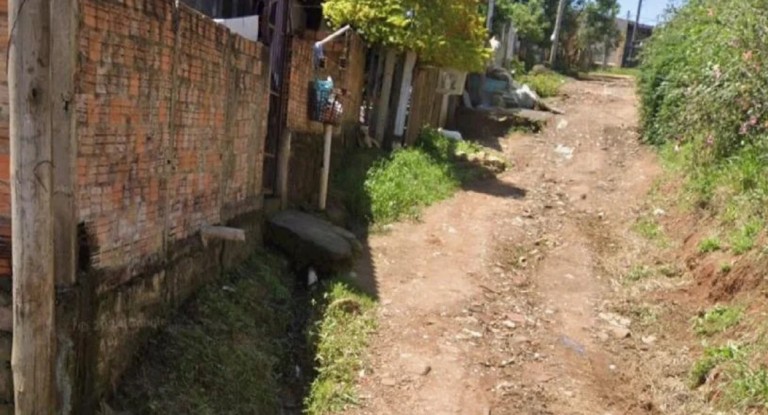 Homem é morto em Alvorada após ataque a tiros. Horas depois, outro baleado em bairro diferente levanta suspeita de ligação entre crimes.
