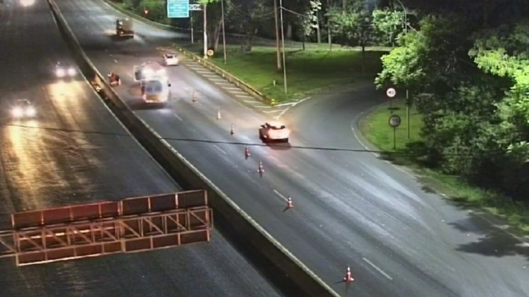 motorista foge no acidente na BR-386