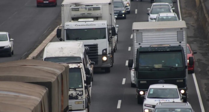 Prazo final se aproxima para negociar dívida de IPVA com grandes descontos