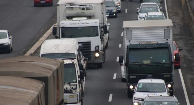 Prazo final se aproxima para negociar dívida de IPVA com grandes descontos