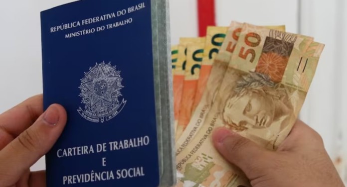 Saiba quando será paga a segunda parcela do décimo terceiro que pode pegar trabalhadores de surpresa